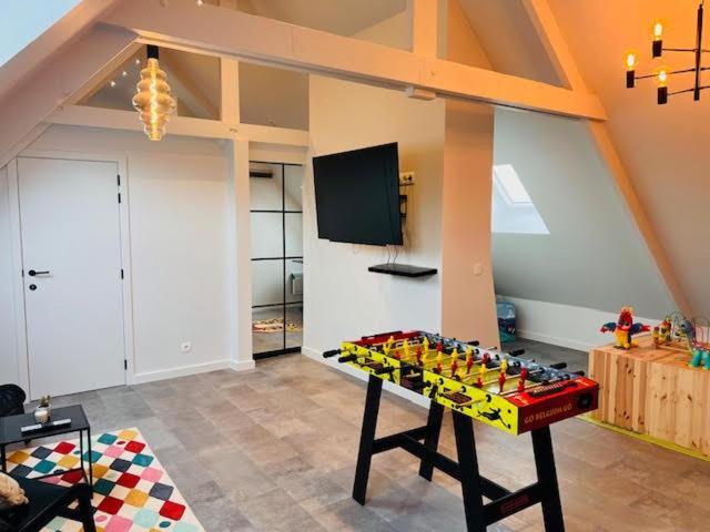 Family Appartement 'Marieo' With Game Room And Outdoor Facilities Gistel Eksteriør billede